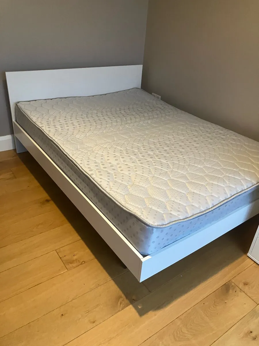 Adaya double bed and mattress - Image 1