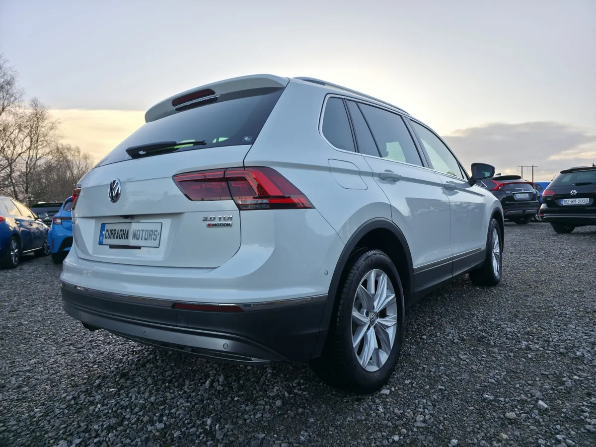 2020 Volkwagen Tiguan 4Motion Highline - Image 3