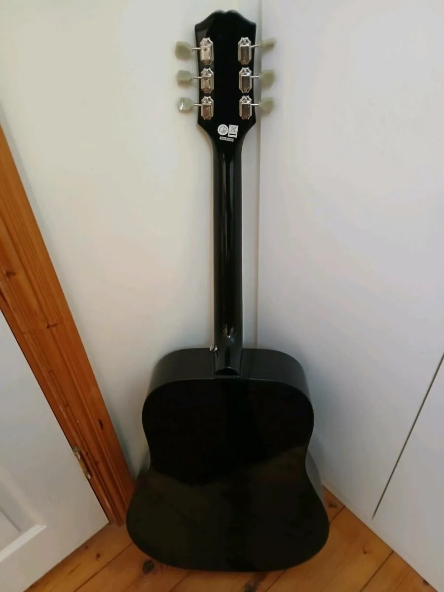 Acoustic Guitar - Image 4