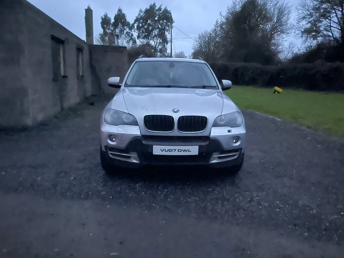 BMW x5 - Image 1