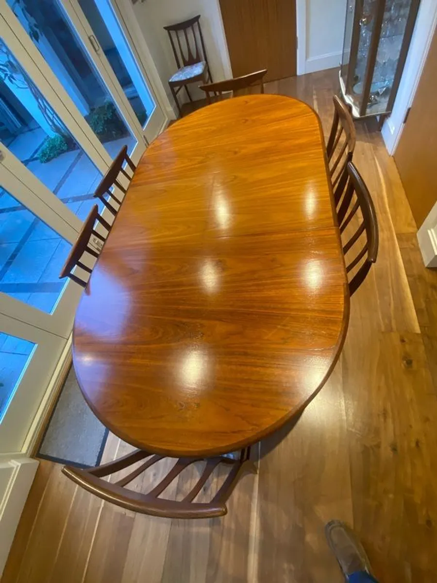 G Plan table and chairs - Image 2