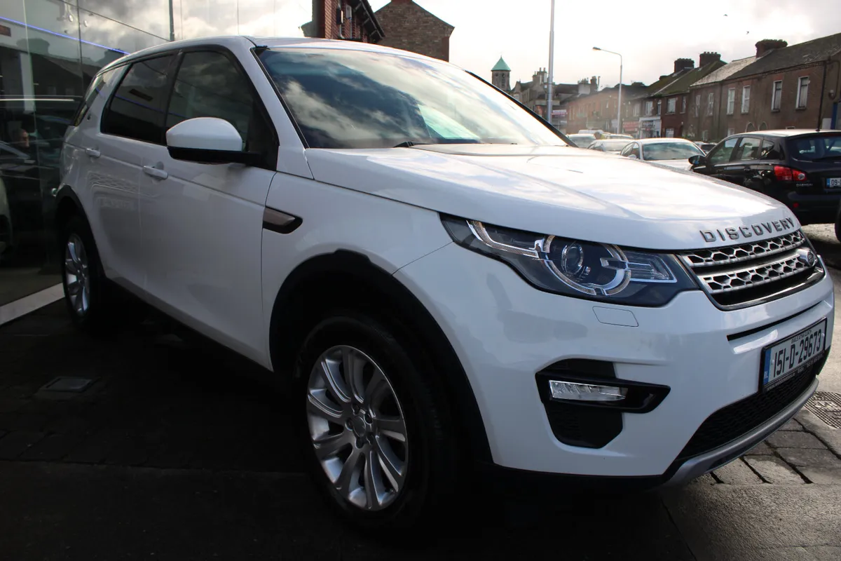Land Rover Discovery Sport 2.2 4X4 7 SEAT 2015 - Image 2