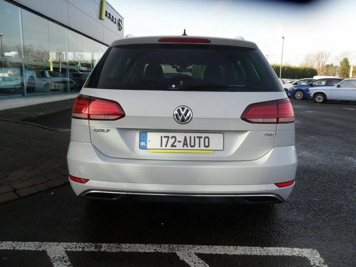 Volkswagen Golf Estate - Image 2