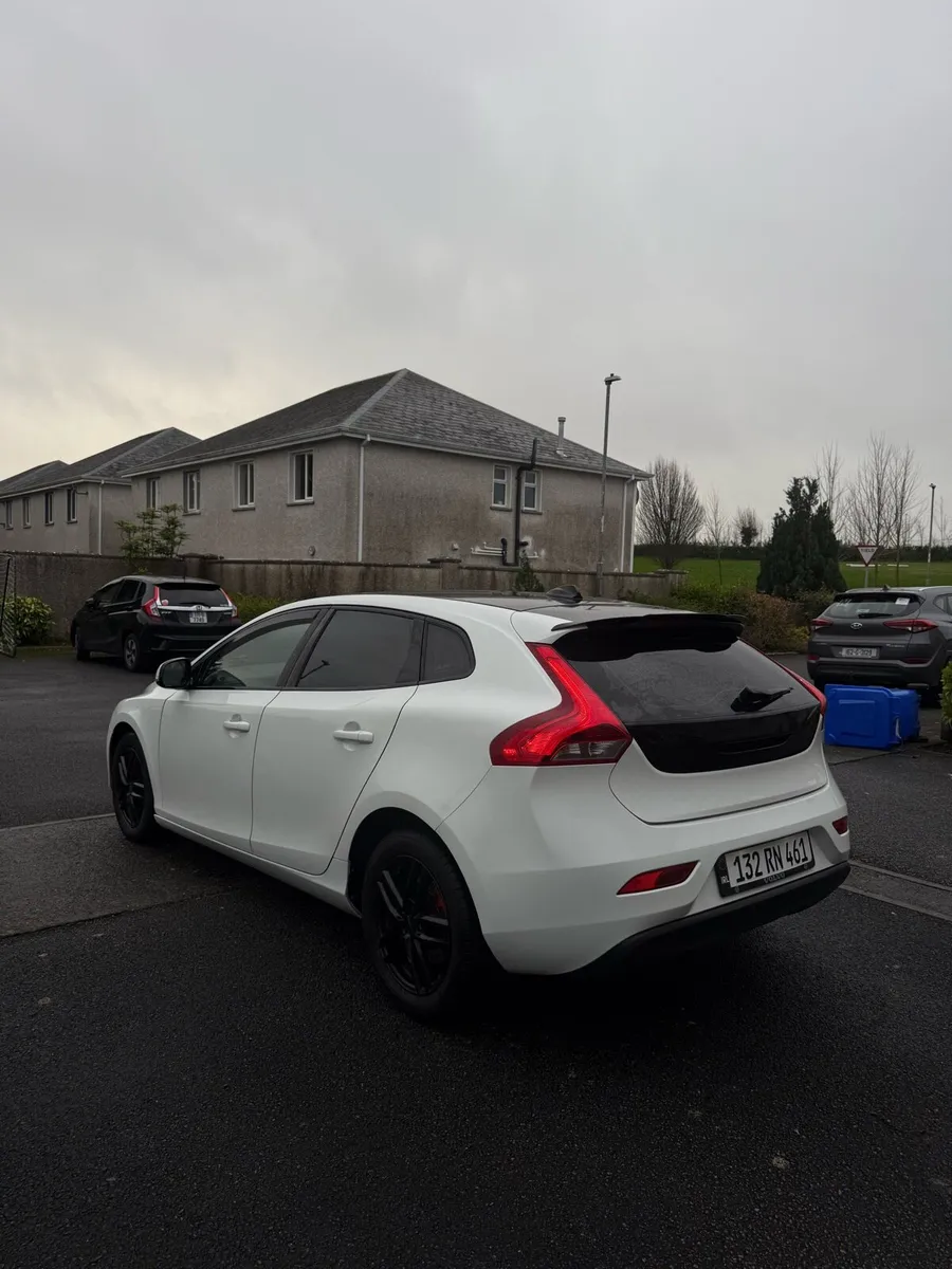Volvo v40 Special Edition - Image 1
