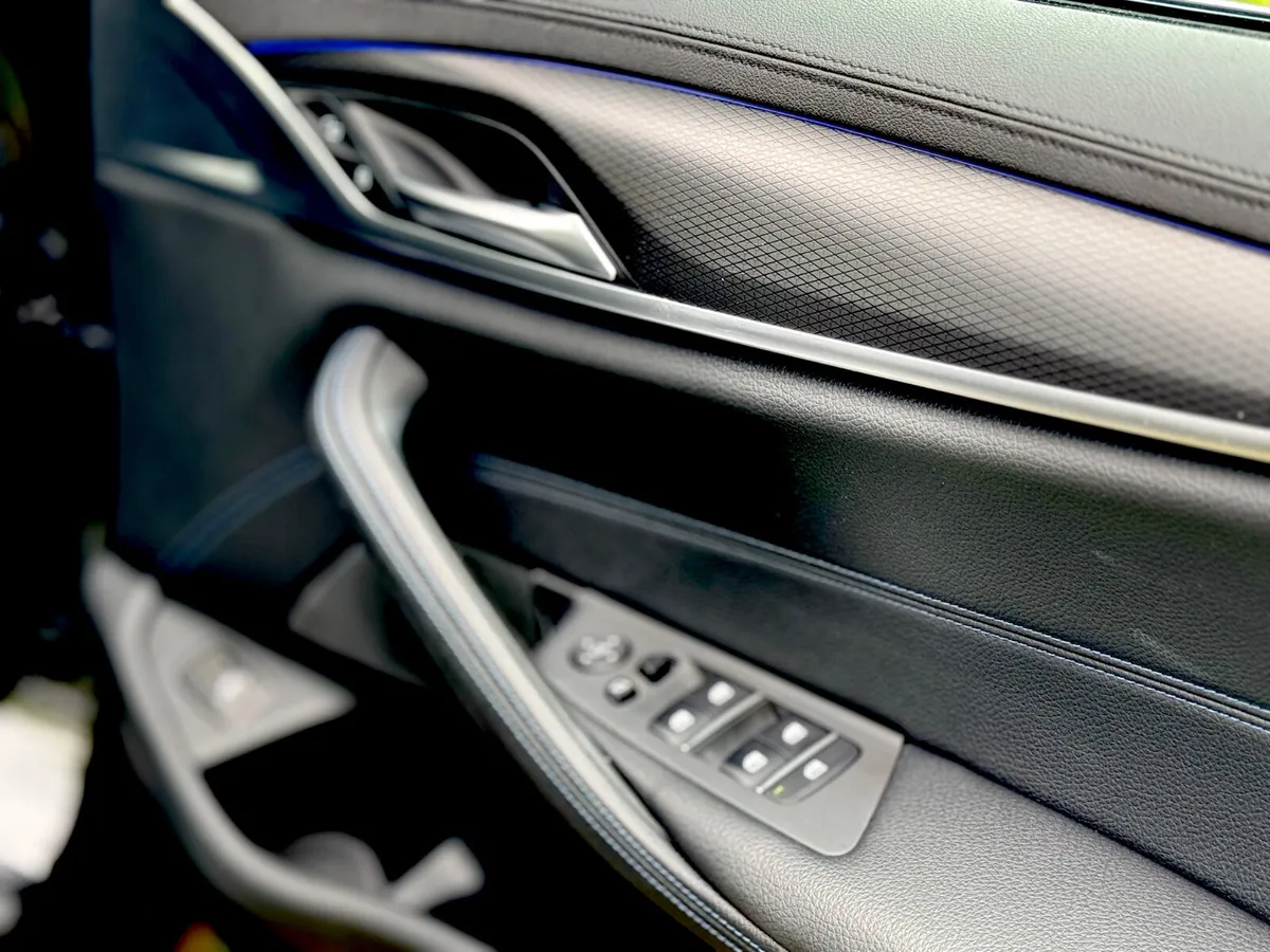 520D MSPORT X-DRIVE TOURING - Image 4