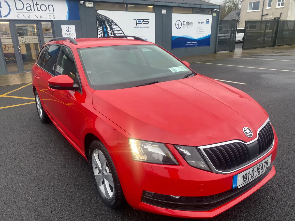 SKODA OCTAVIA ESTATE 1.6 TDI 2019 (191) - Image 3
