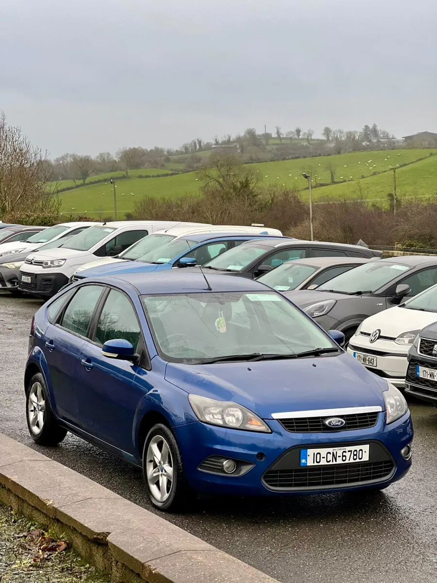 Ford Focus 2010 - Image 1