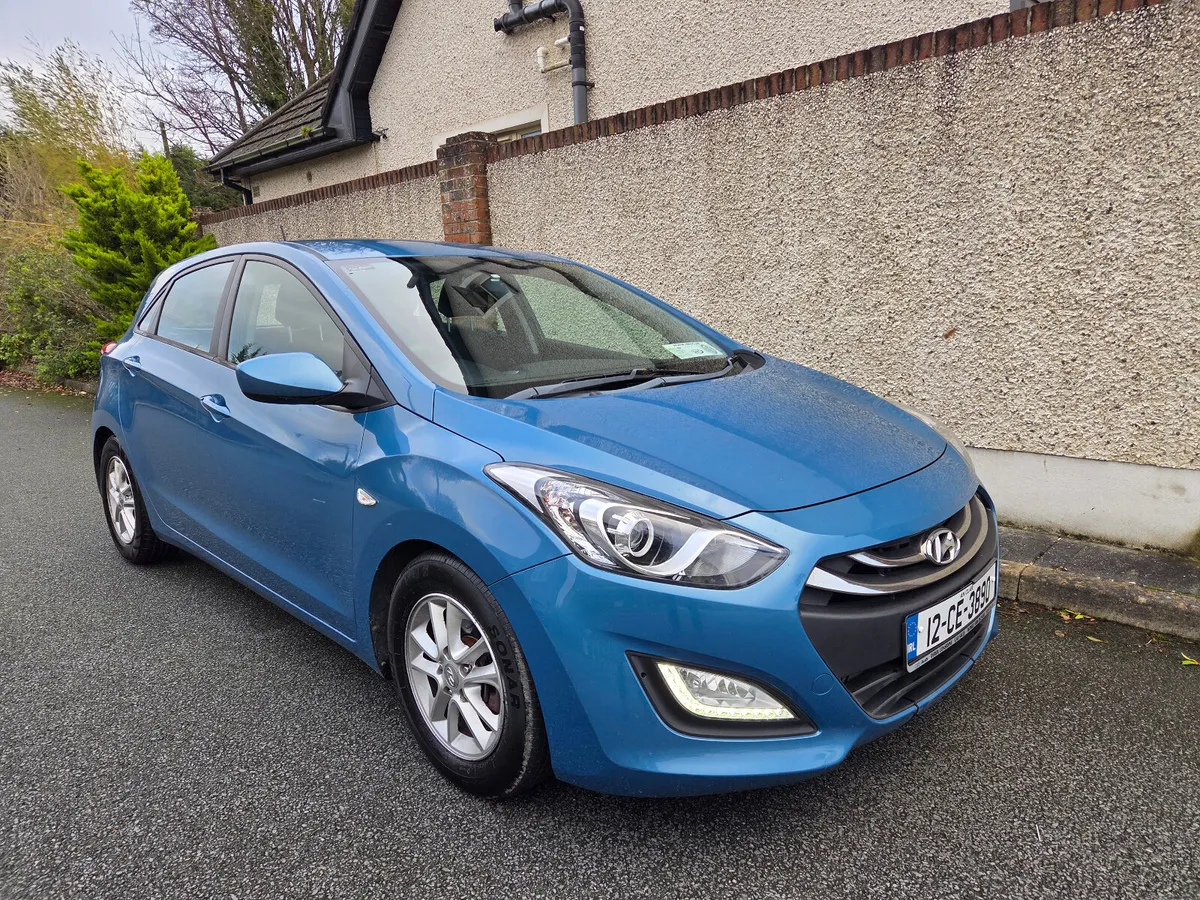 Hyundai i30 1.6 Deluxe, New Nct - Image 1