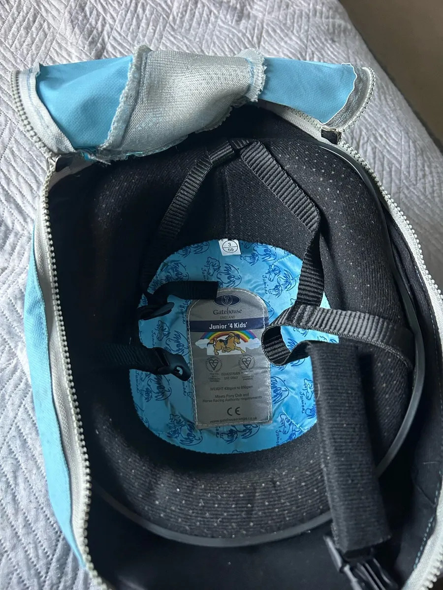 Gatehouse junior ‘4 kids’ horse riding helmet. - Image 1