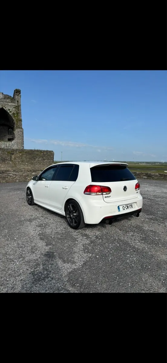 Volkswagen Golf - Image 1
