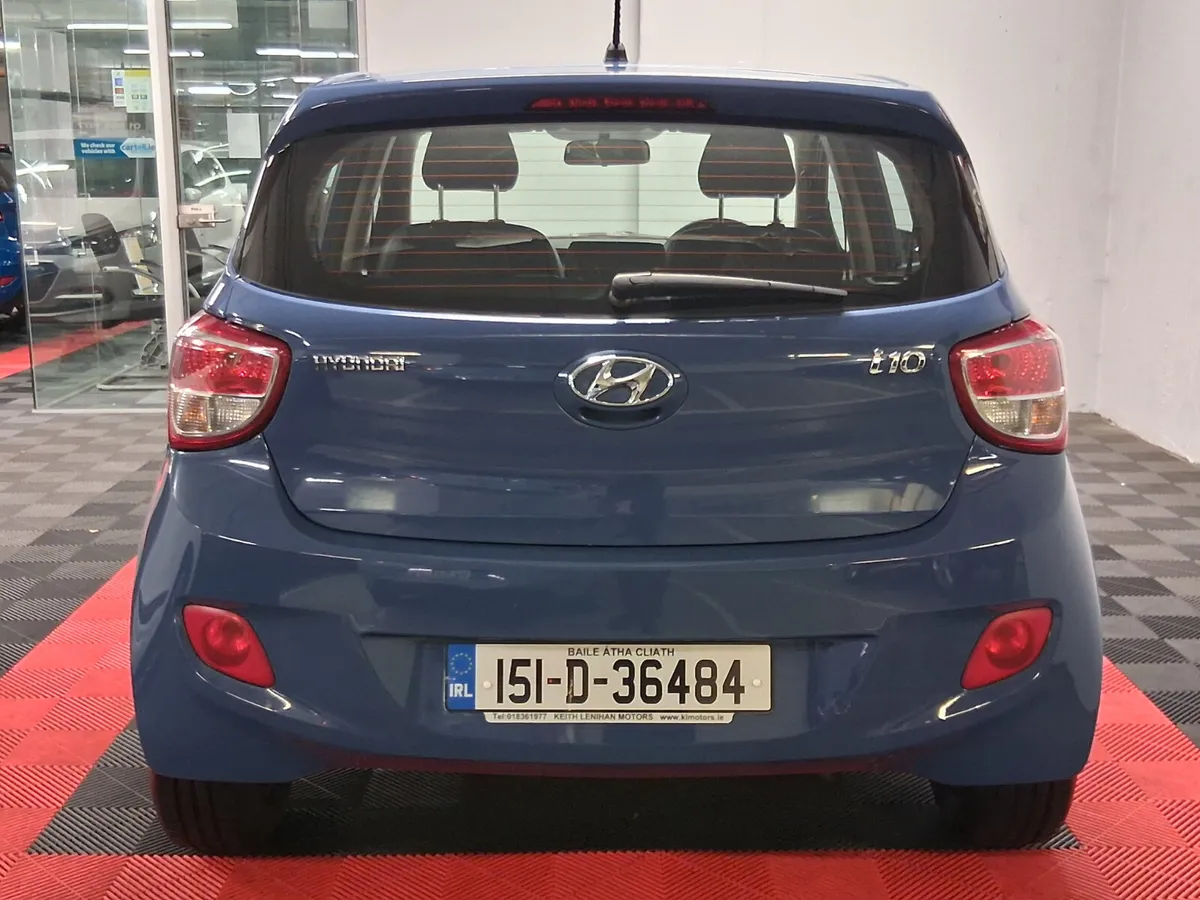 2015 Hyundai i10 **EXCELLENT VALUE** - Image 3