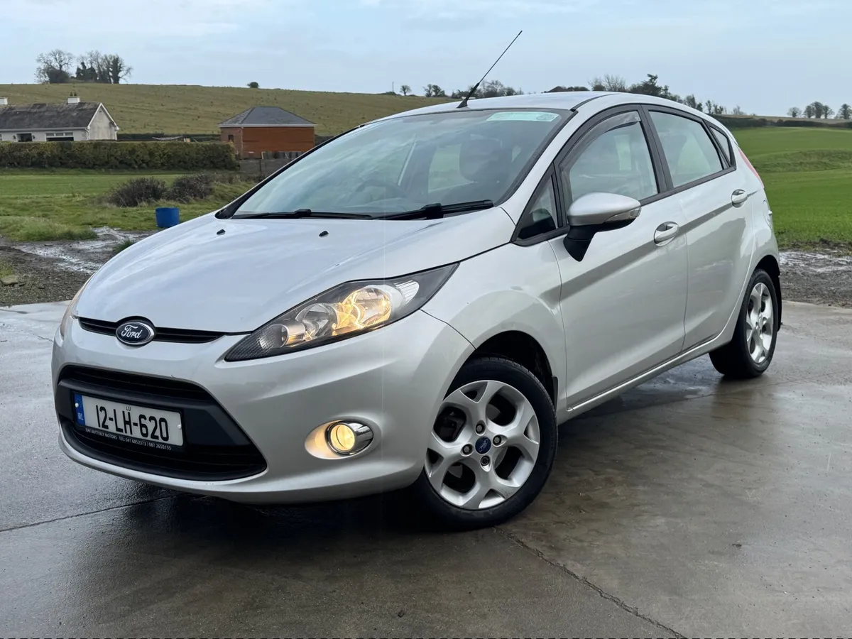 Ford Fiesta 2012 - Image 2