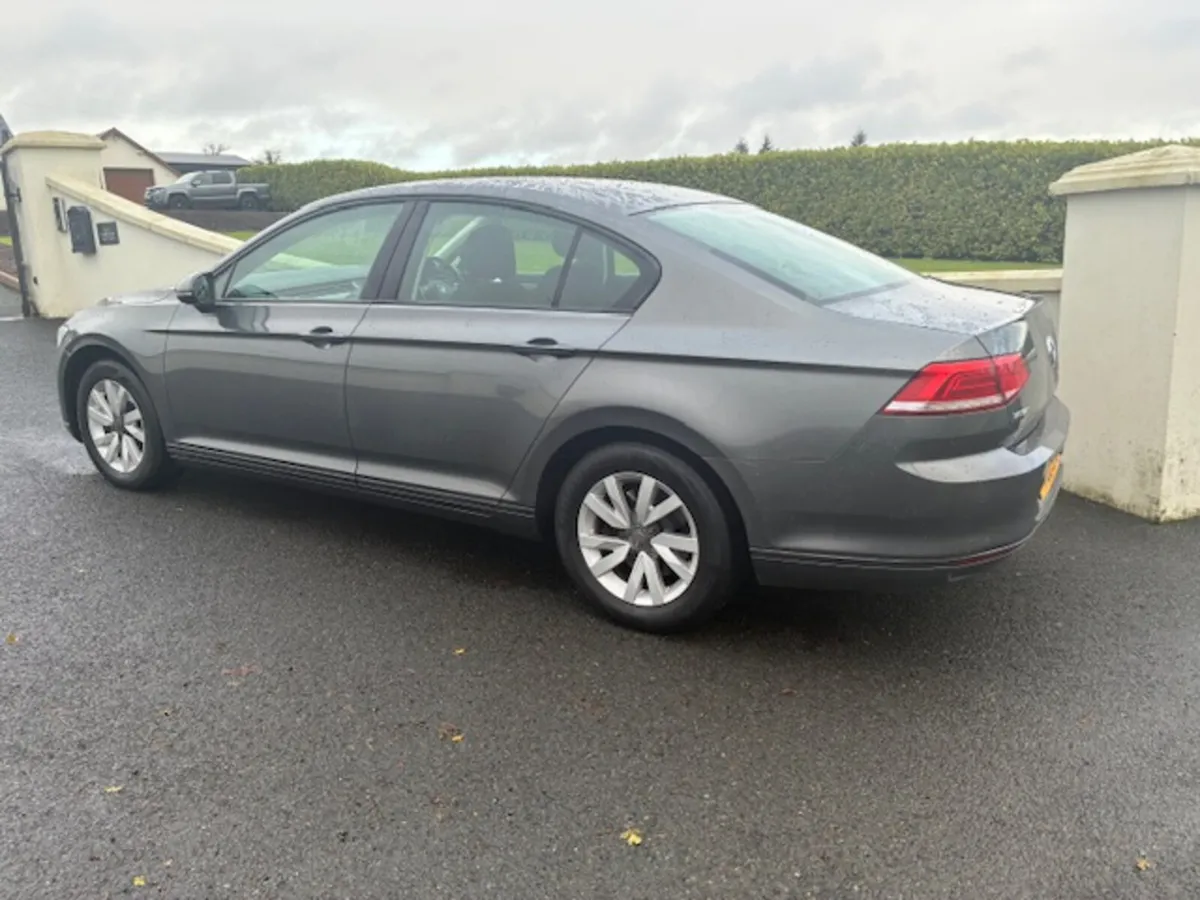 Volkswagen Passat 2.0 TDI Auto ** NI Car ** - Image 2