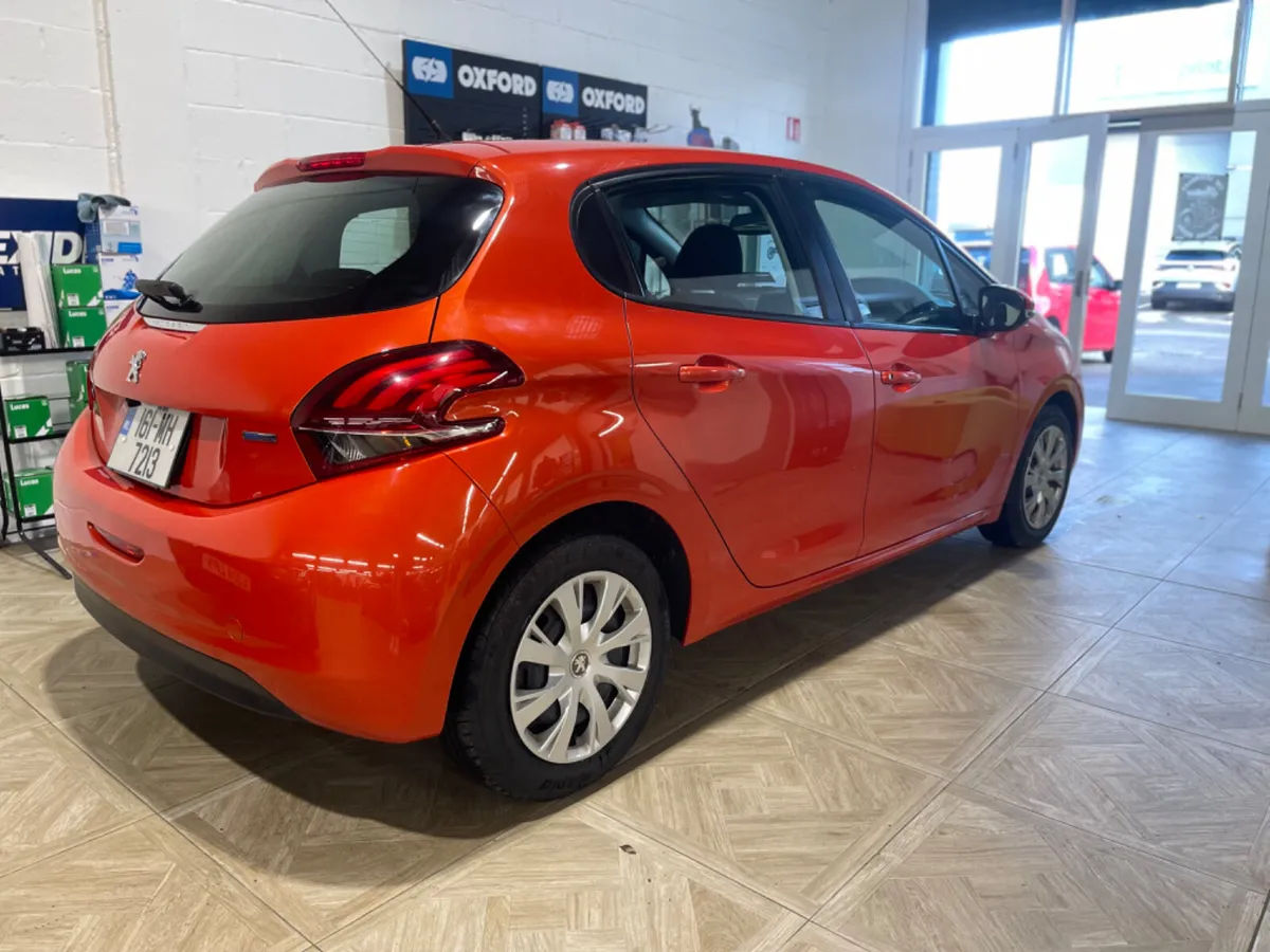 Peugeot 208 2016 - Image 3