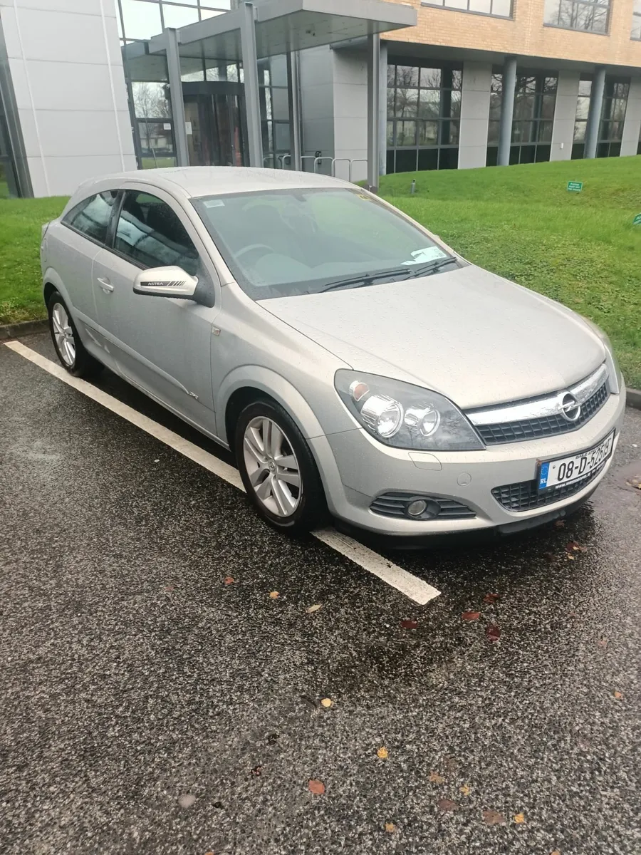 Opel Astra 2008 - Image 2