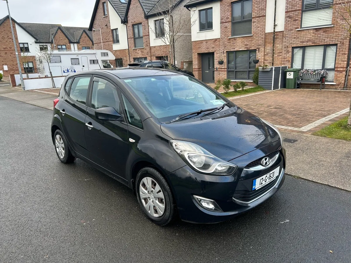 12 HYUNDAI IX20 €3,750 NCT 02-27 - Image 1