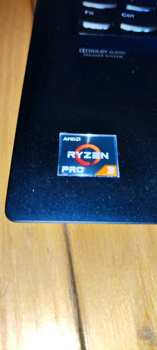 Lenovo Thinkpad x13 - Image 2