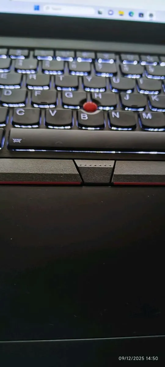 Lenovo Thinkpad x13 - Image 3