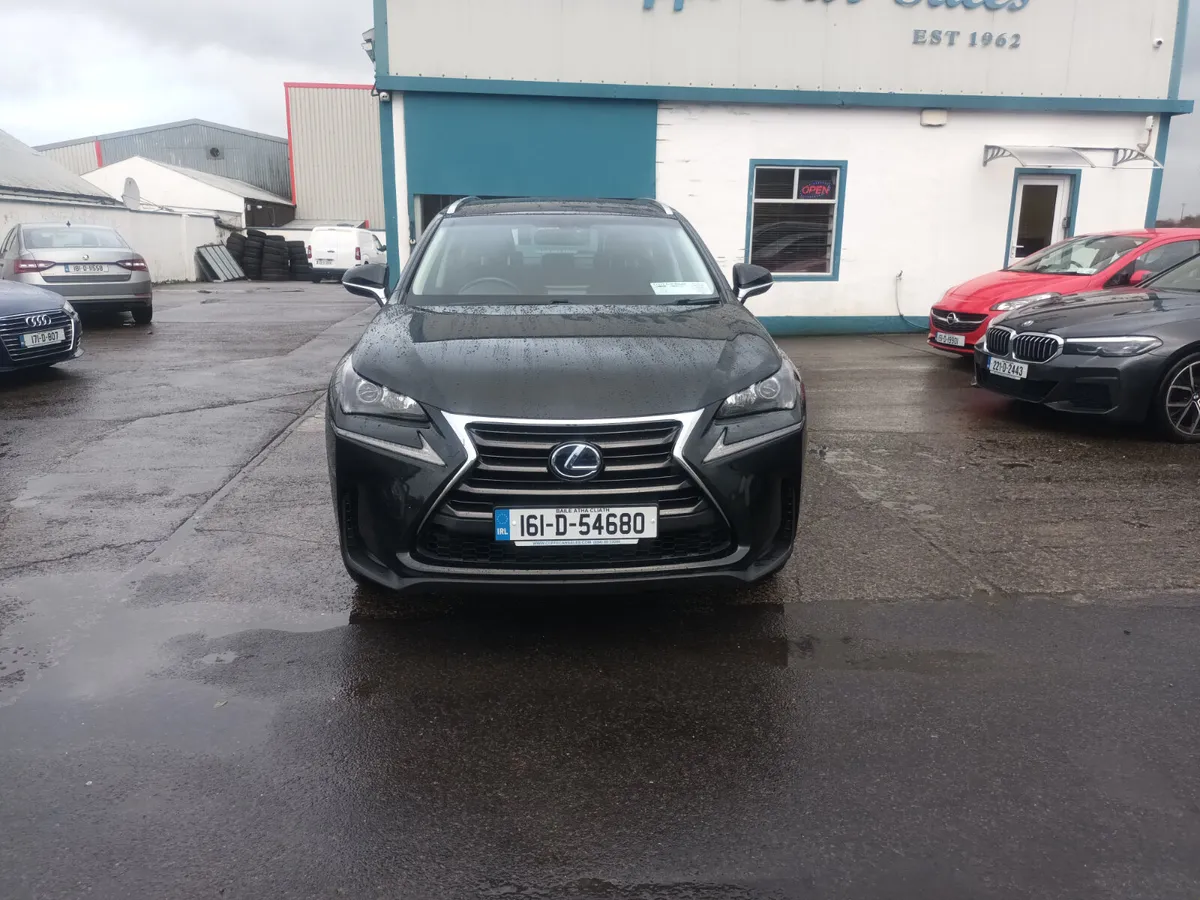 2016 Lexus NX 2.5 300h Executive AWD - Image 4