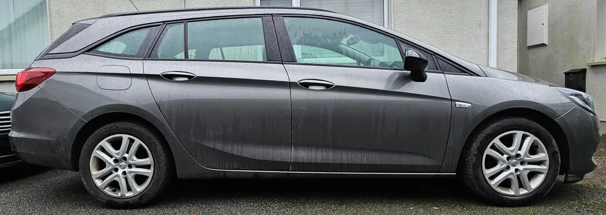 Opel Astra van 2022 - Image 2