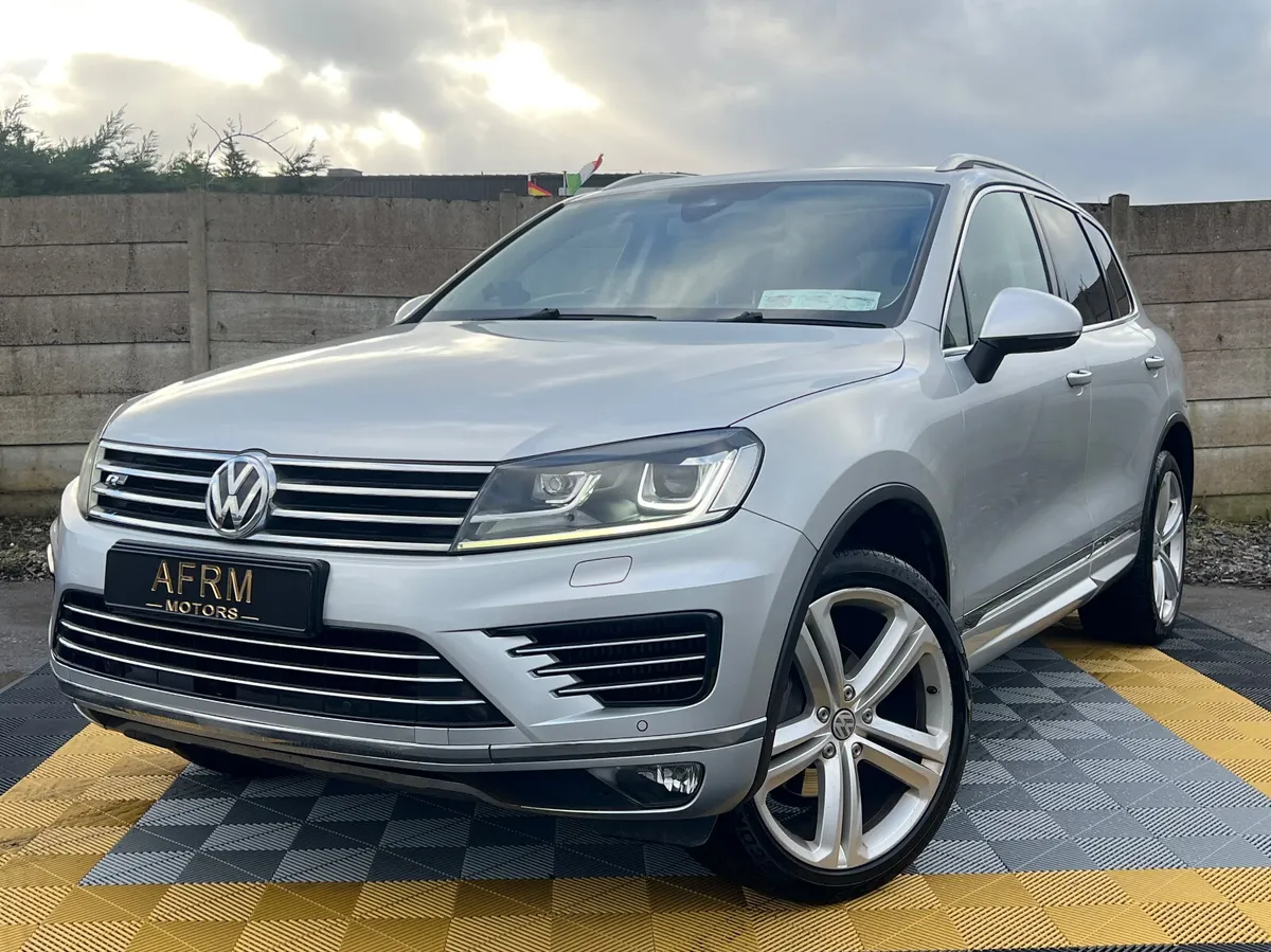 Volkswagen Touareg 5 seater commercial - Image 1