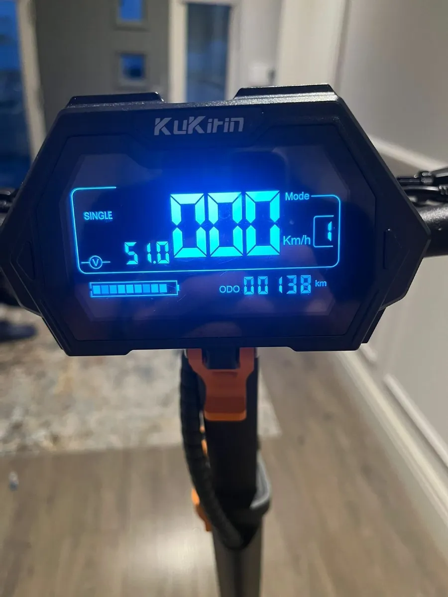 Electric scooter - Image 2