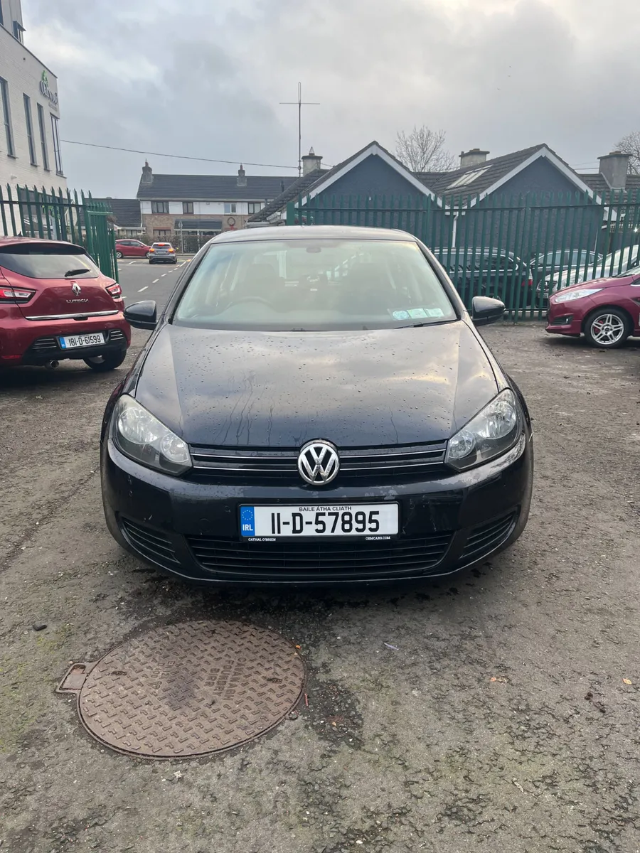 Volkswagen Golf 2011 - Image 2