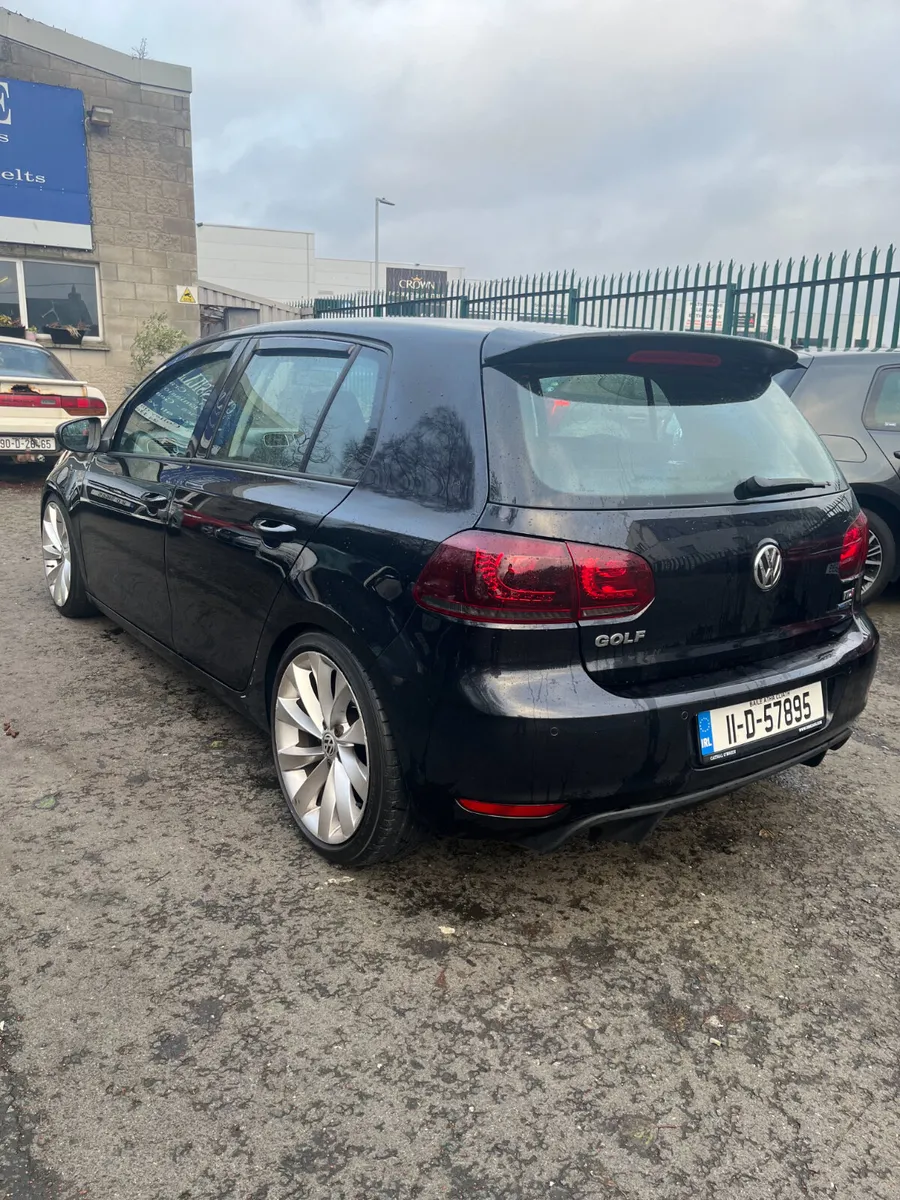 Volkswagen Golf 2011 - Image 4