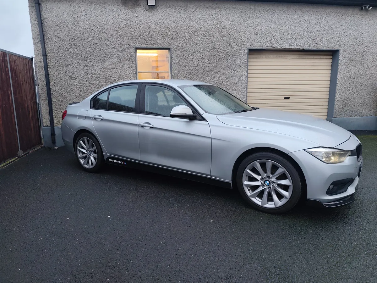 BMW 318D M performance styling low km 2017 - Image 3