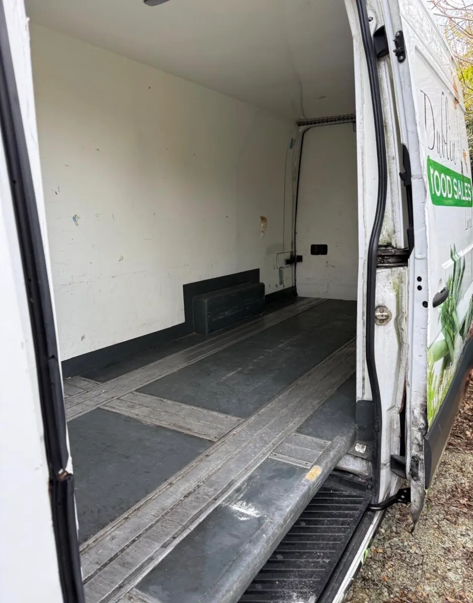 Mercedes sprinter - Image 3