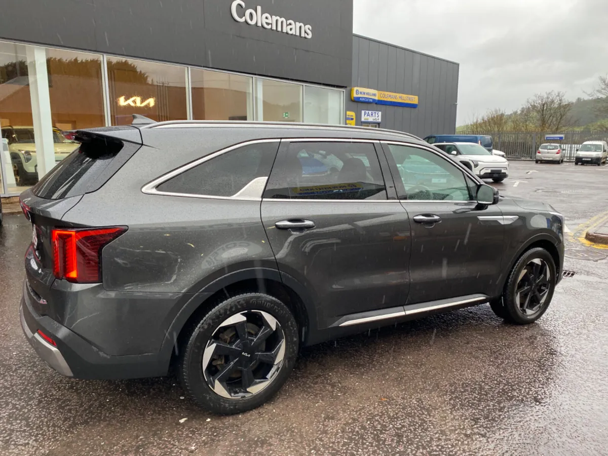 Kia Sorento 2.2 Diesel 7 Seater 2024 (241) - Image 4