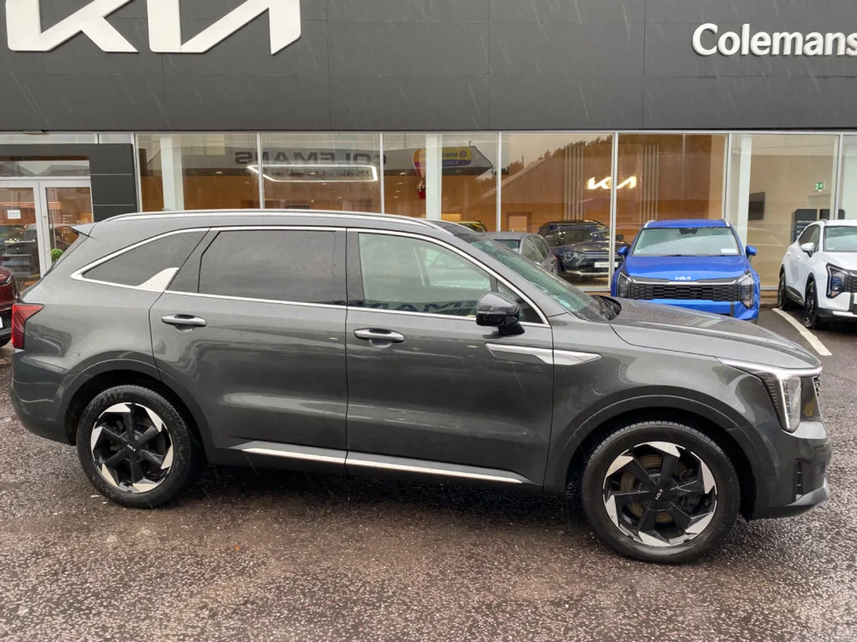 Kia Sorento 2.2 Diesel 7 Seater 2024 (241) - Image 2