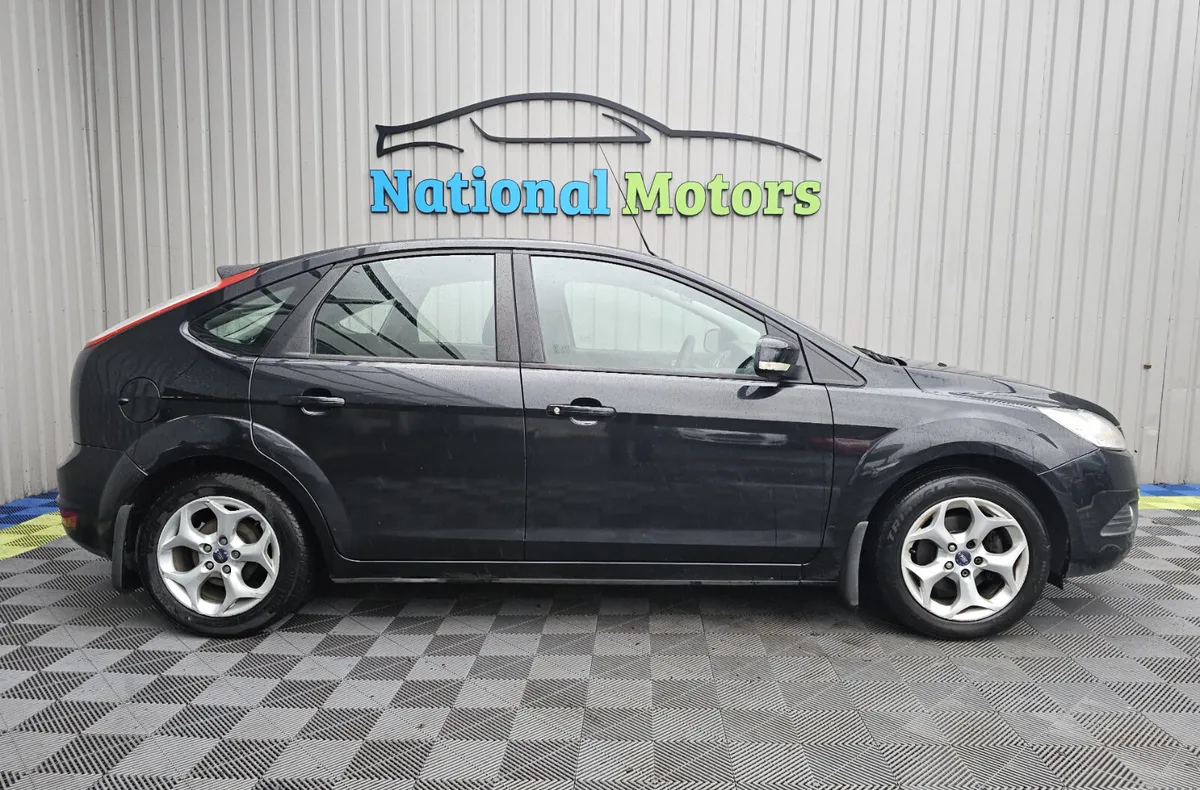 2008 Ford Focus 1.4i Style - Image 2