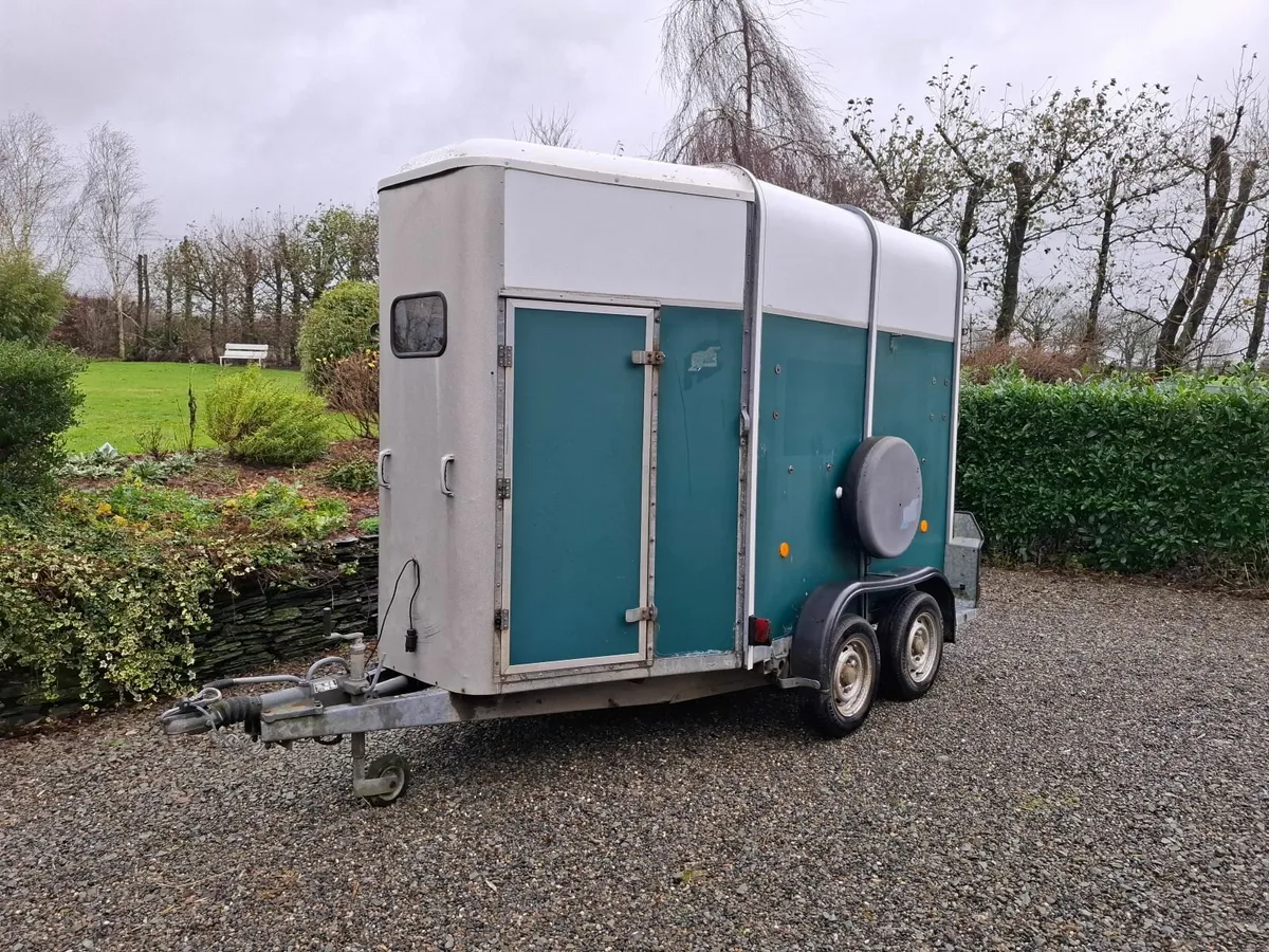 Horse box - Image 4