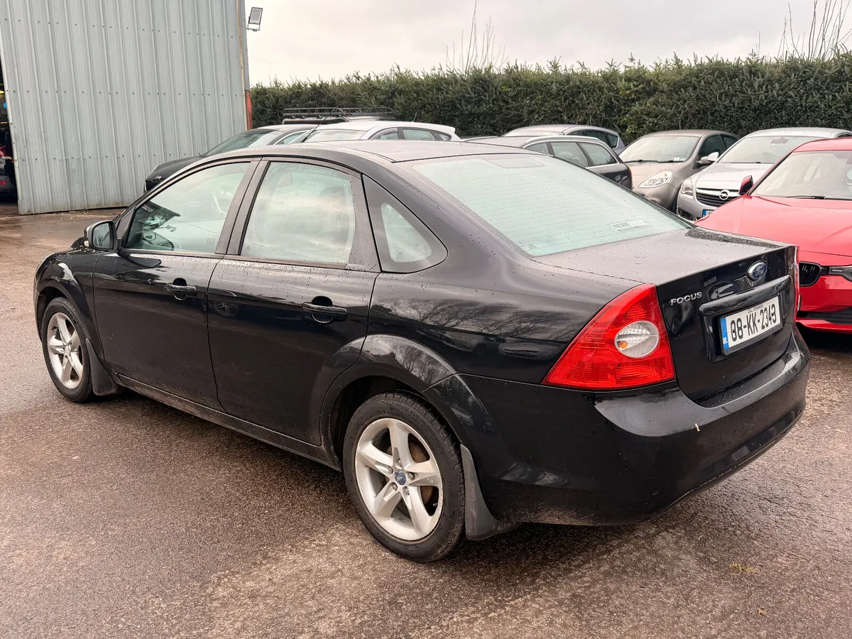 Ford Focus 2008 Saloon Petrol - Image 4