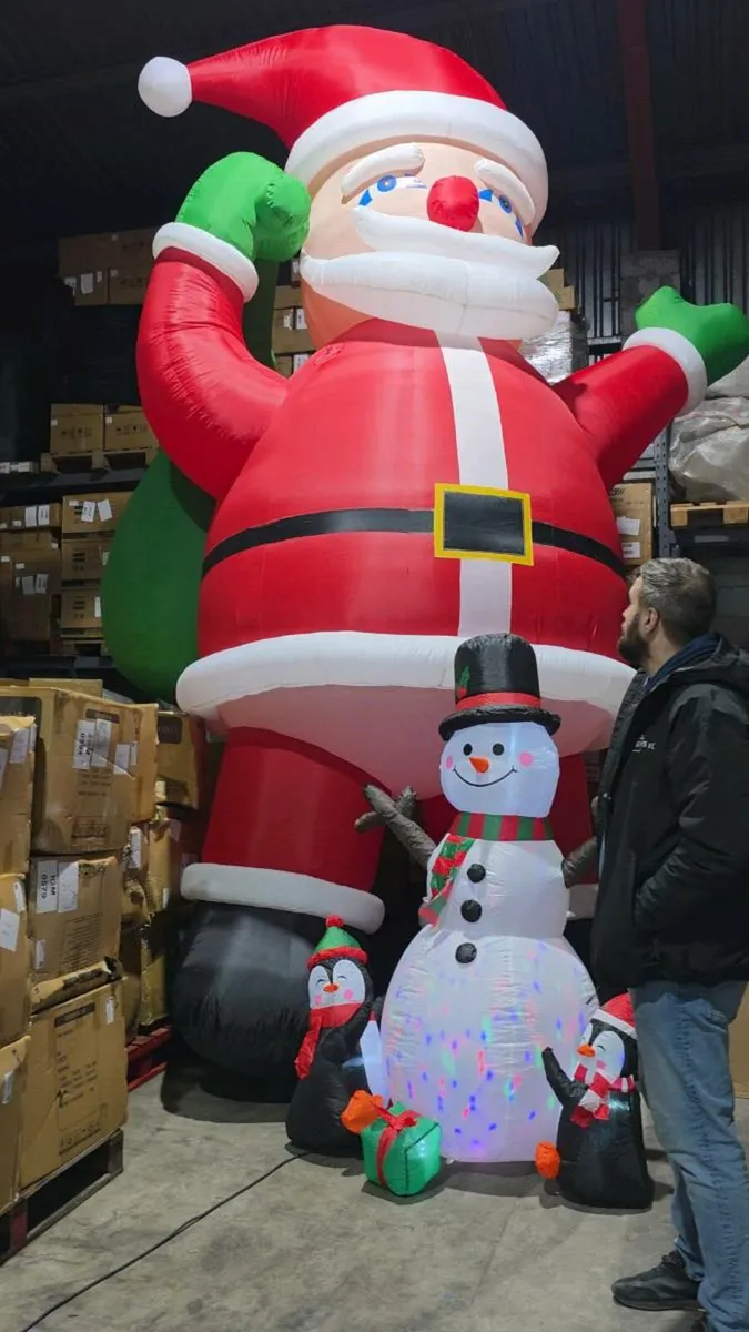 Giant Santa Outdoor Christmas Decoration brand new