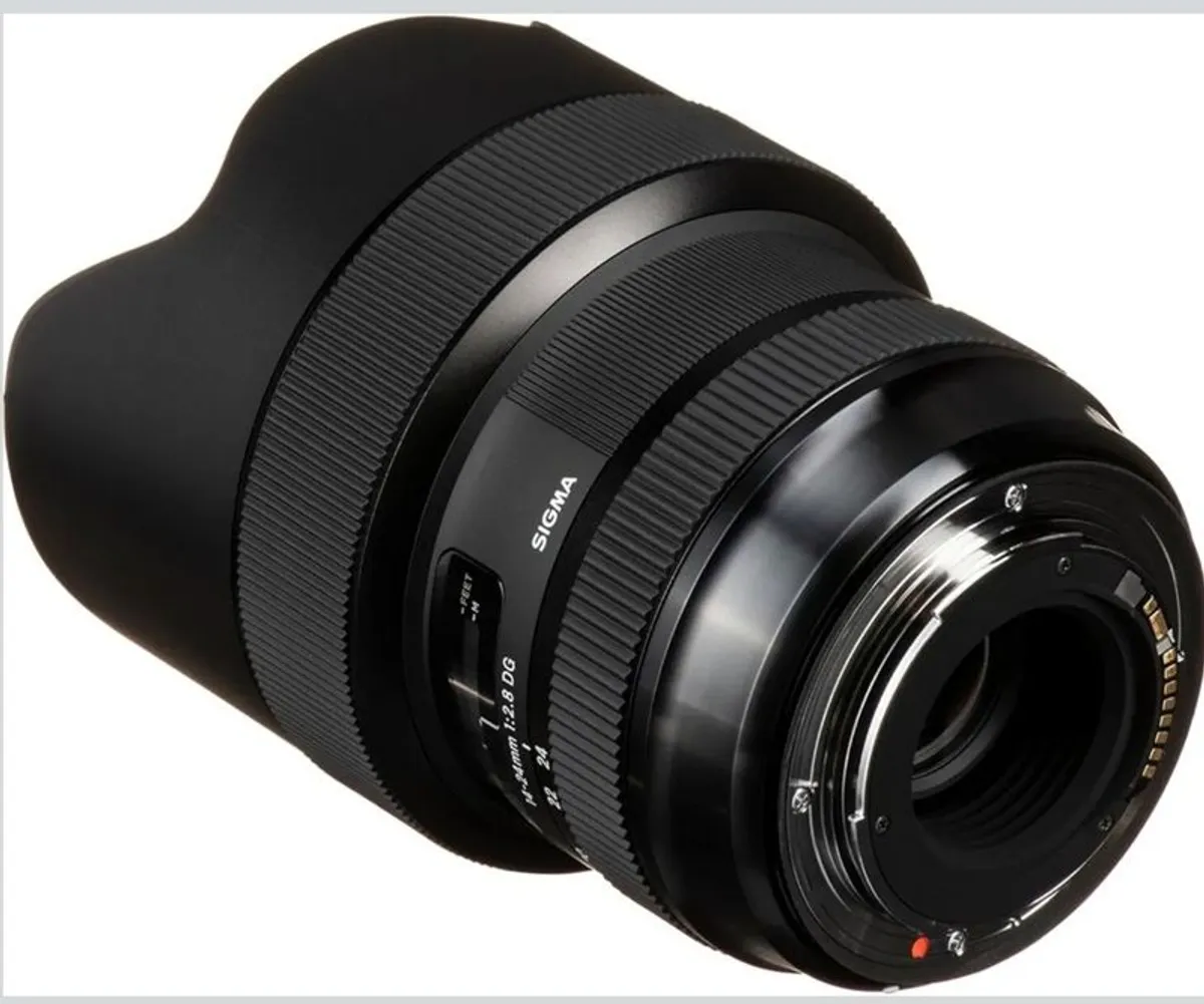 Sigma 14-24mm F2.8 DG HSM ART Lens (canon)