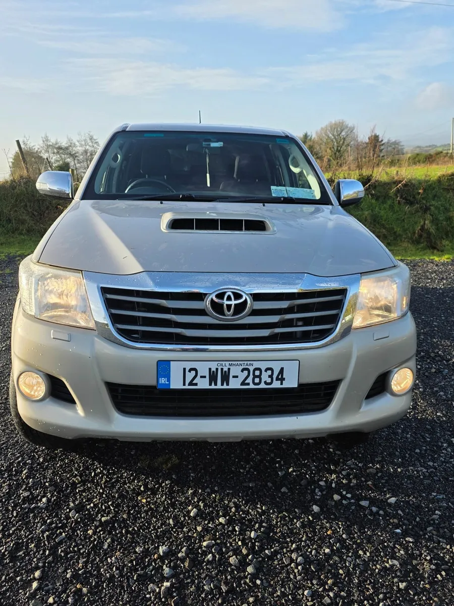 Toyota Hilux 2012 - Image 1