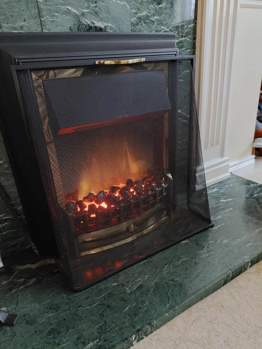 Fireplace tool set plus fireguard - Image 2