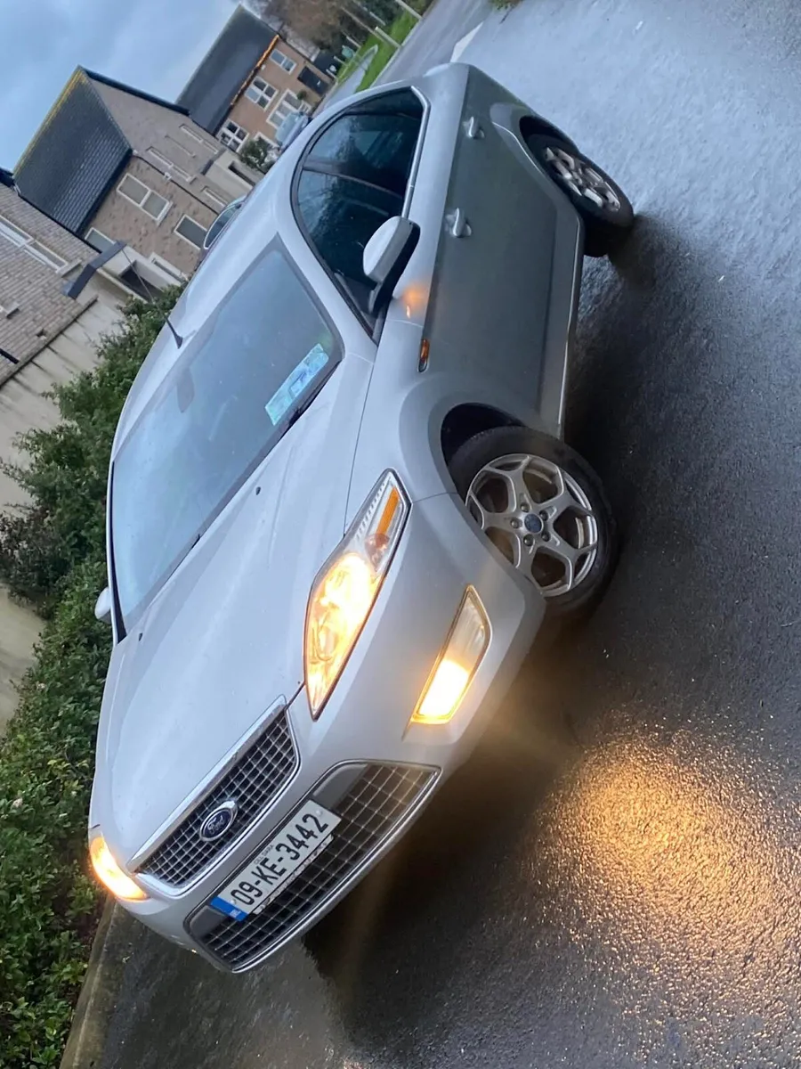 Ford mondeo TITANIUM - Image 1