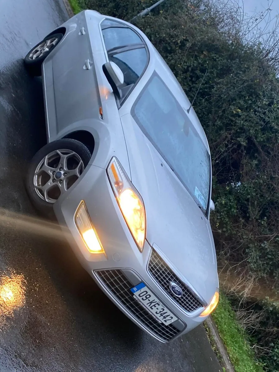 Ford mondeo TITANIUM - Image 2