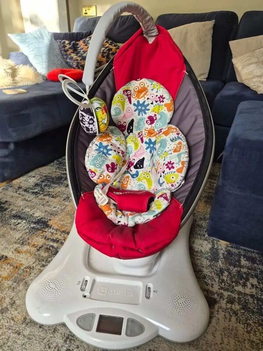4 moms mamaroo baby swing - Image 2