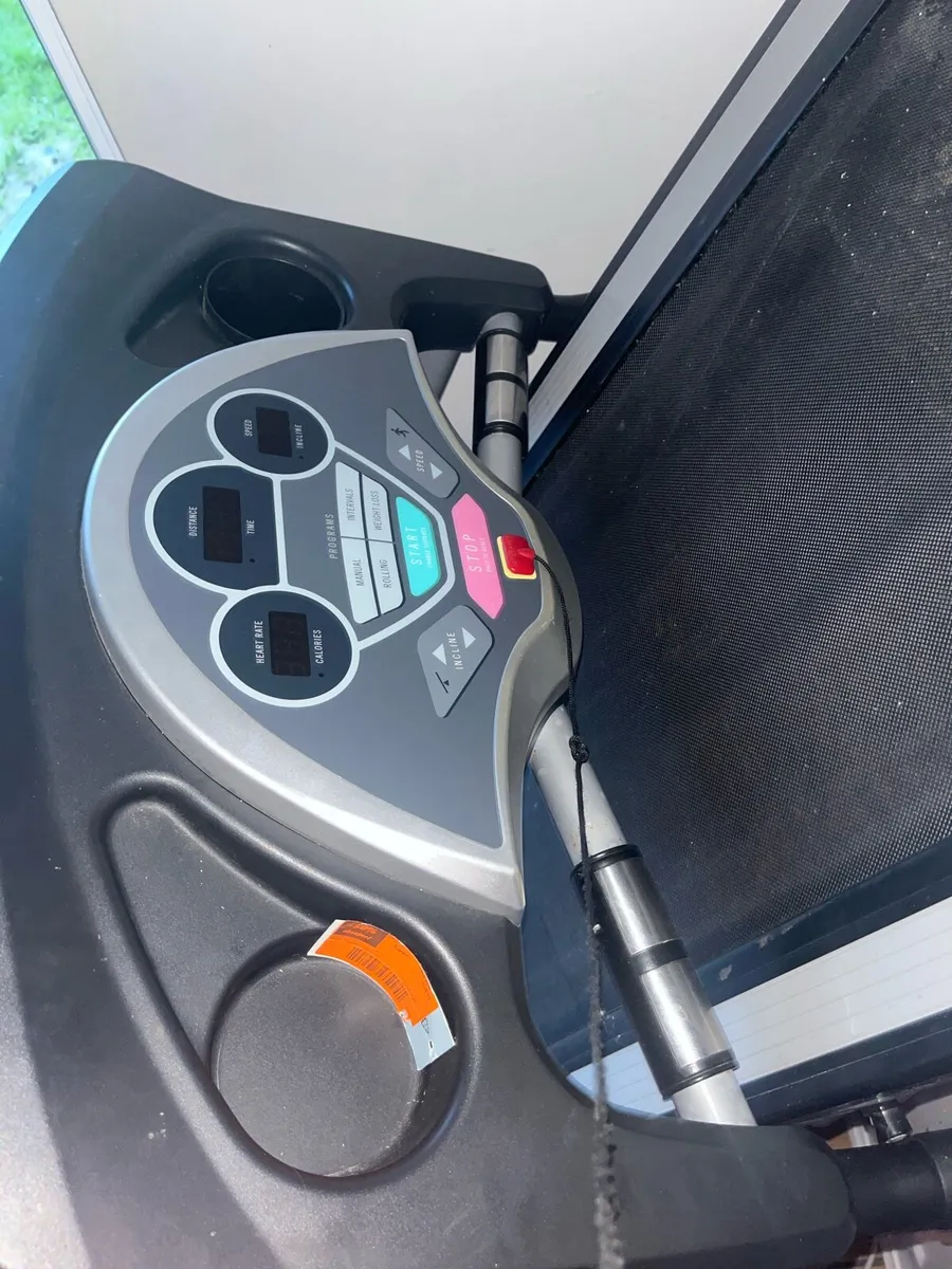 Treadmill t931 - Image 2