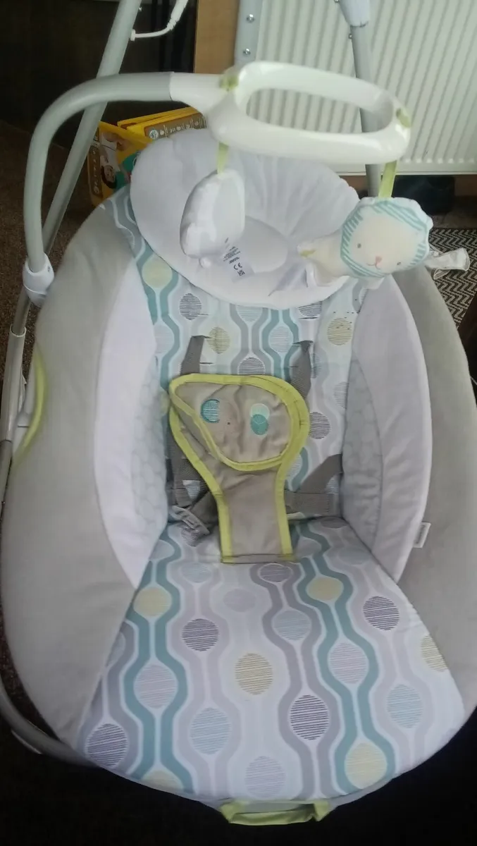 Baby swing - Image 1