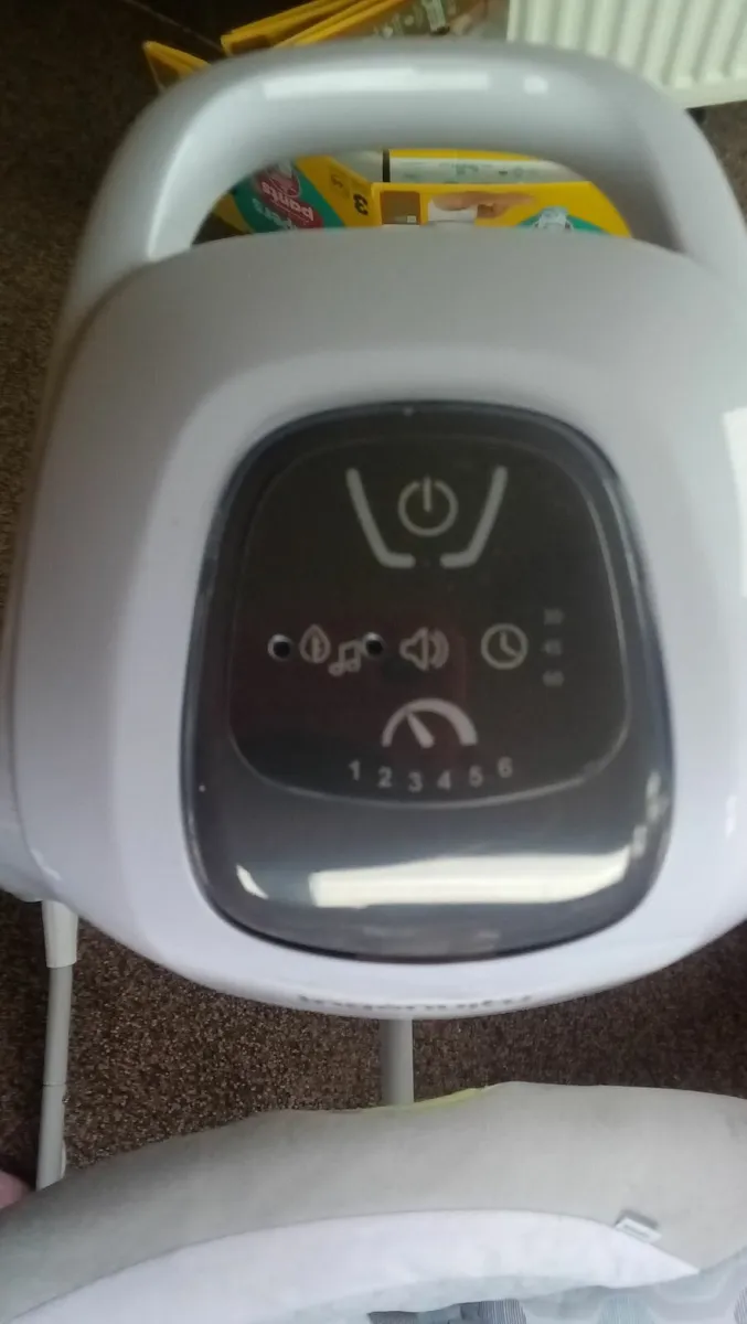 Baby swing - Image 2