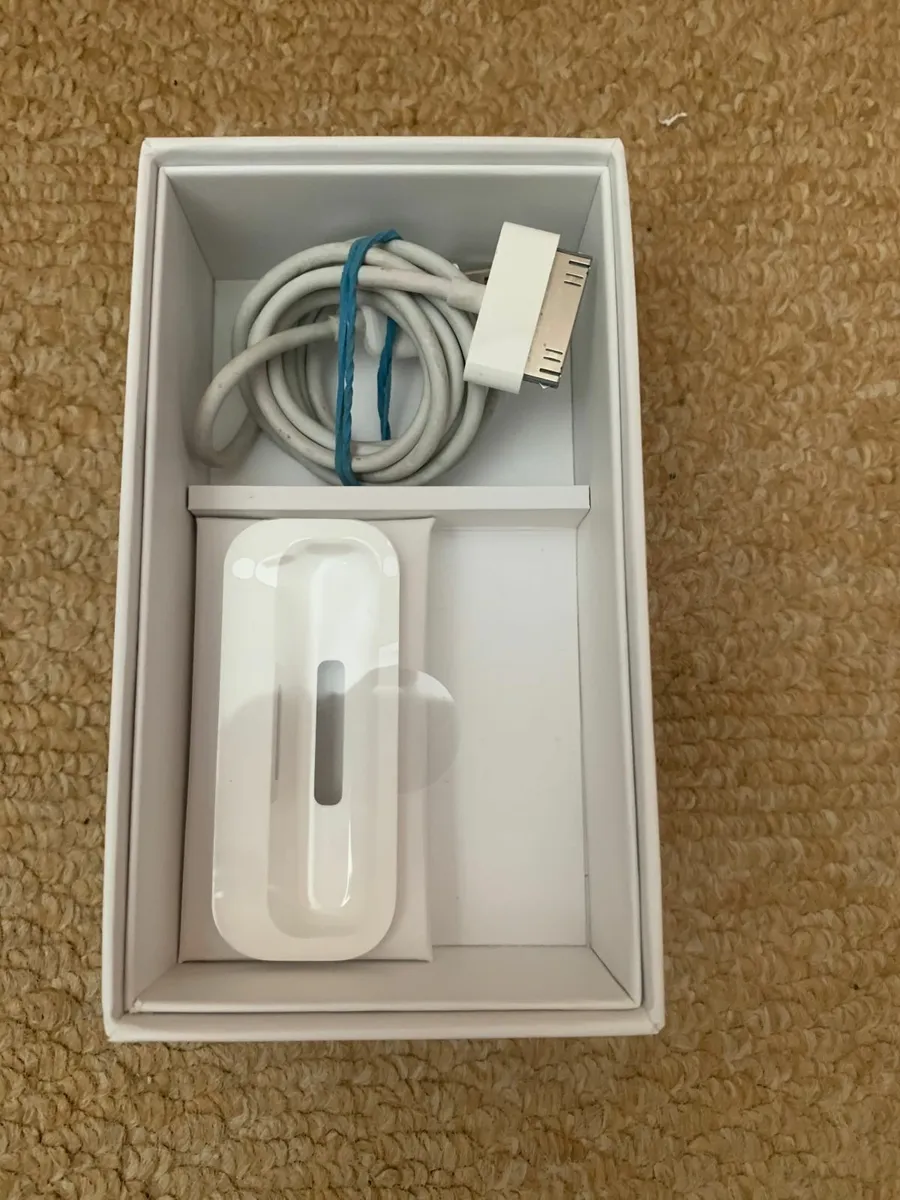 ipod Classic 160GB Silver - Image 2