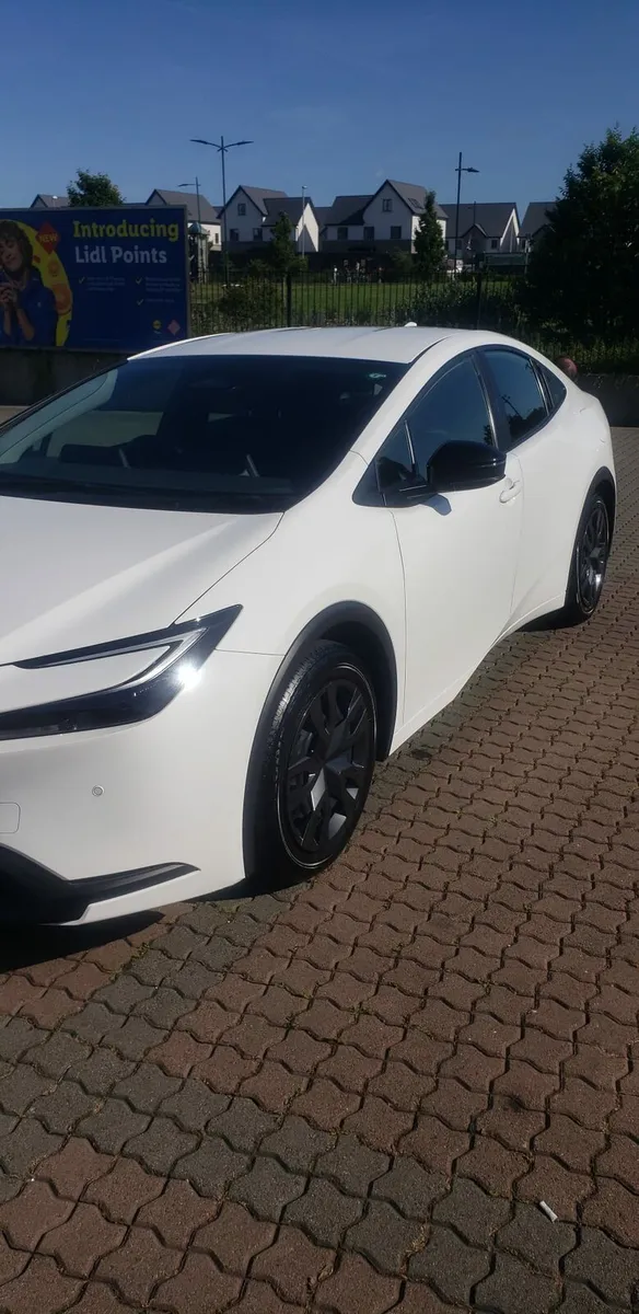 Toyota Prius 2023 1.8 hybrid self charge - Image 1