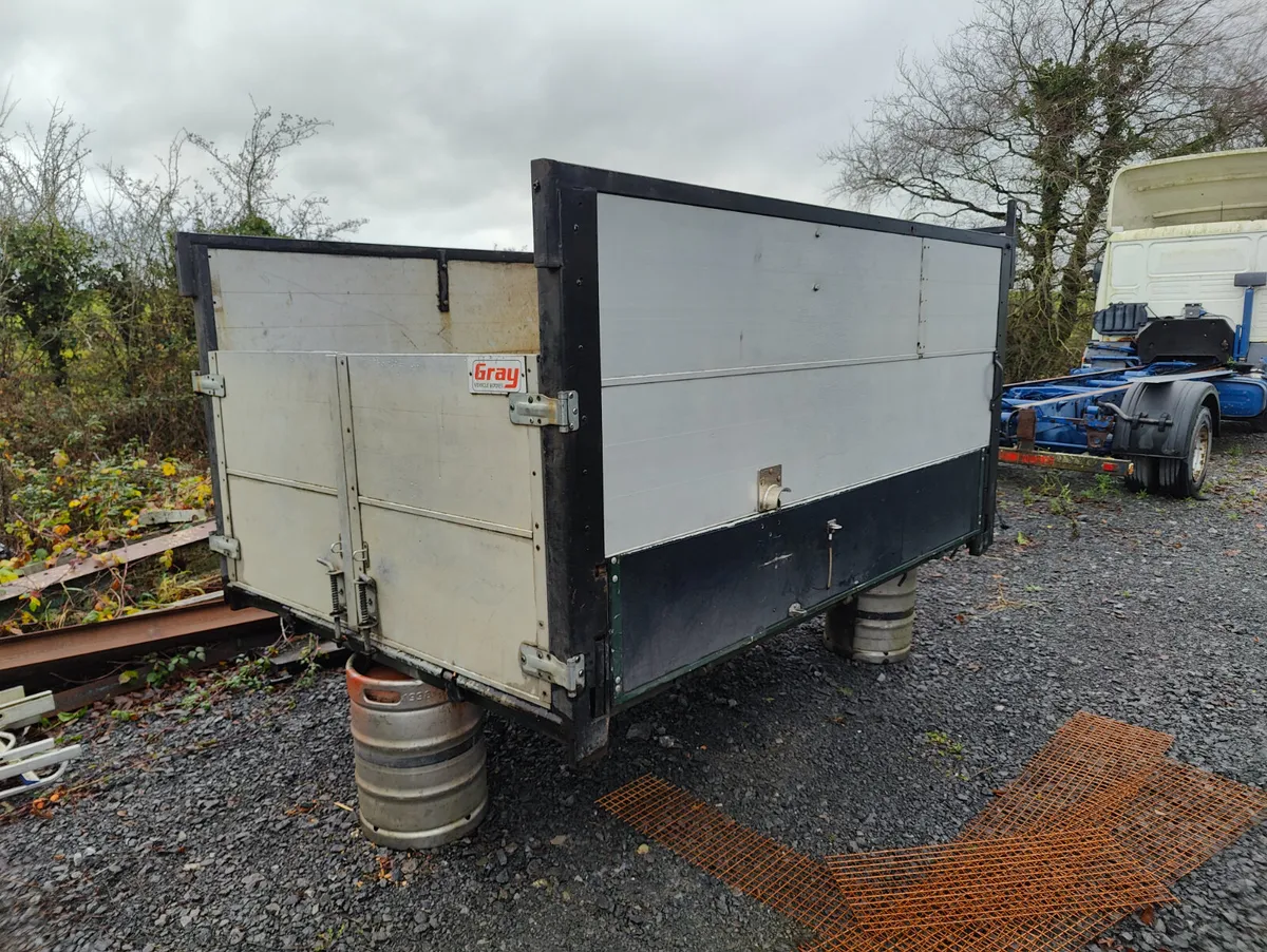 4x4 ARB Tipper body for Isuzu D max - Image 1