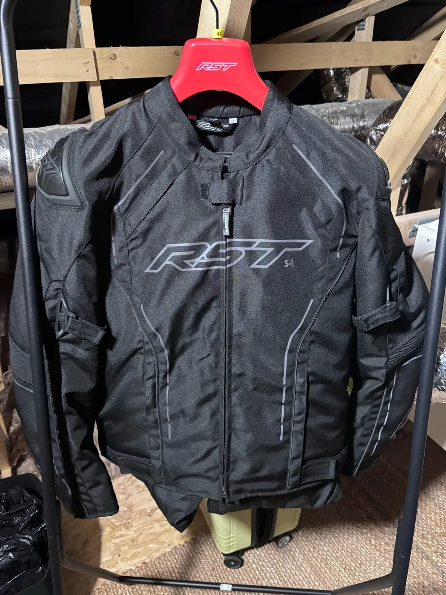 NEW Motorcycle Gear Helmet boots jacket + - Image 1