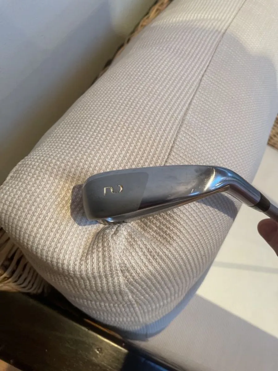 Mizuno MP-18 MMC Fli Hi driving 2 iron. - Image 2